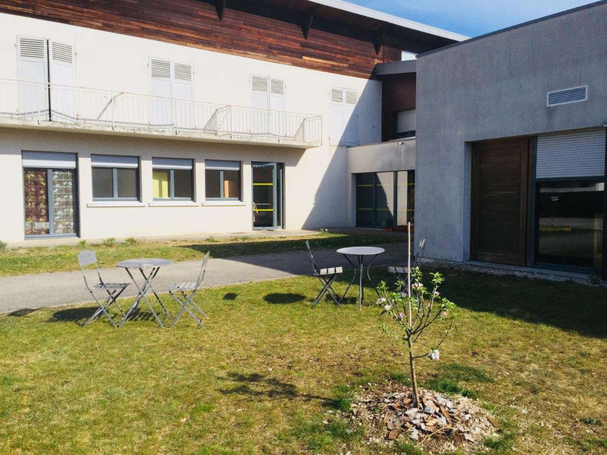 Auberge De Jeunesse Hi Pontarlier Ngoại thất bức ảnh