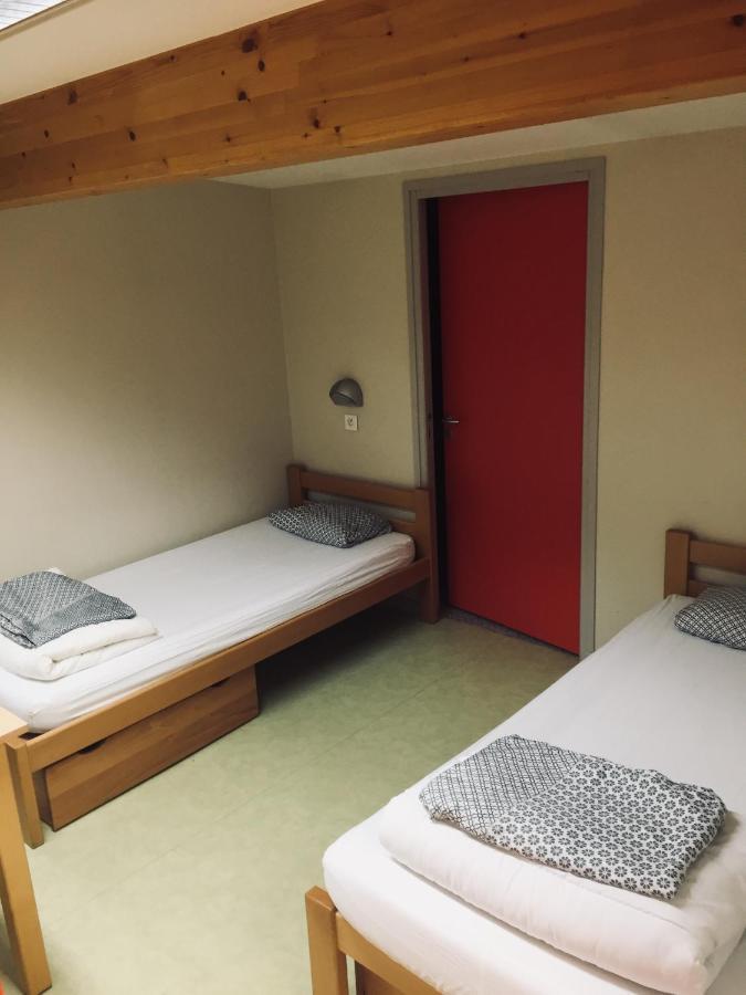Auberge De Jeunesse Hi Pontarlier Ngoại thất bức ảnh