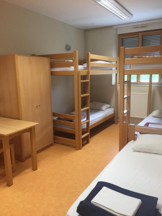 Auberge De Jeunesse Hi Pontarlier Ngoại thất bức ảnh